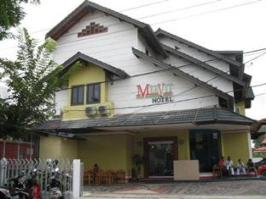 Mervit Hotel Padang  Buitenkant foto